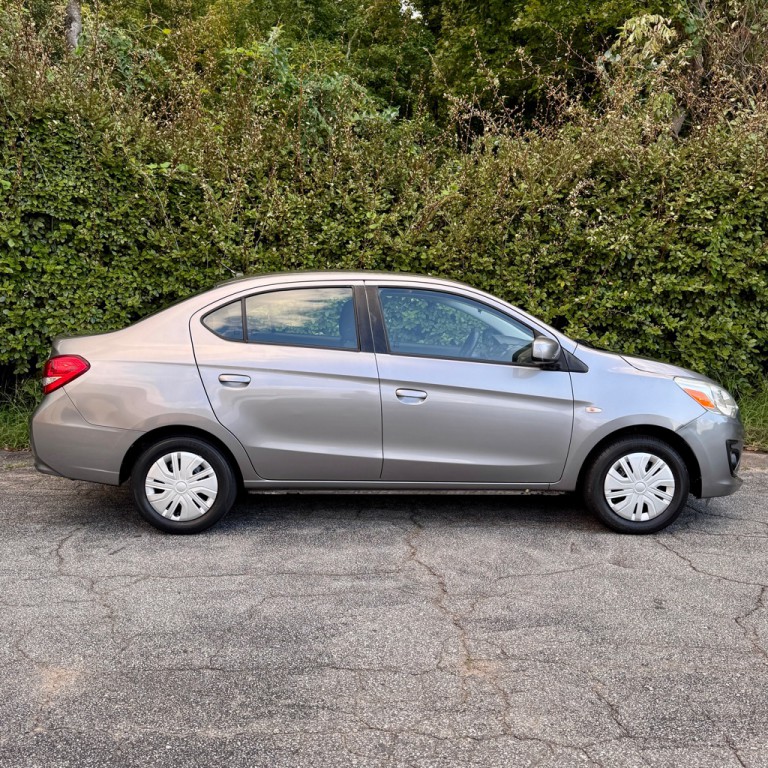2017 Mitsubishi Mirage Image 4