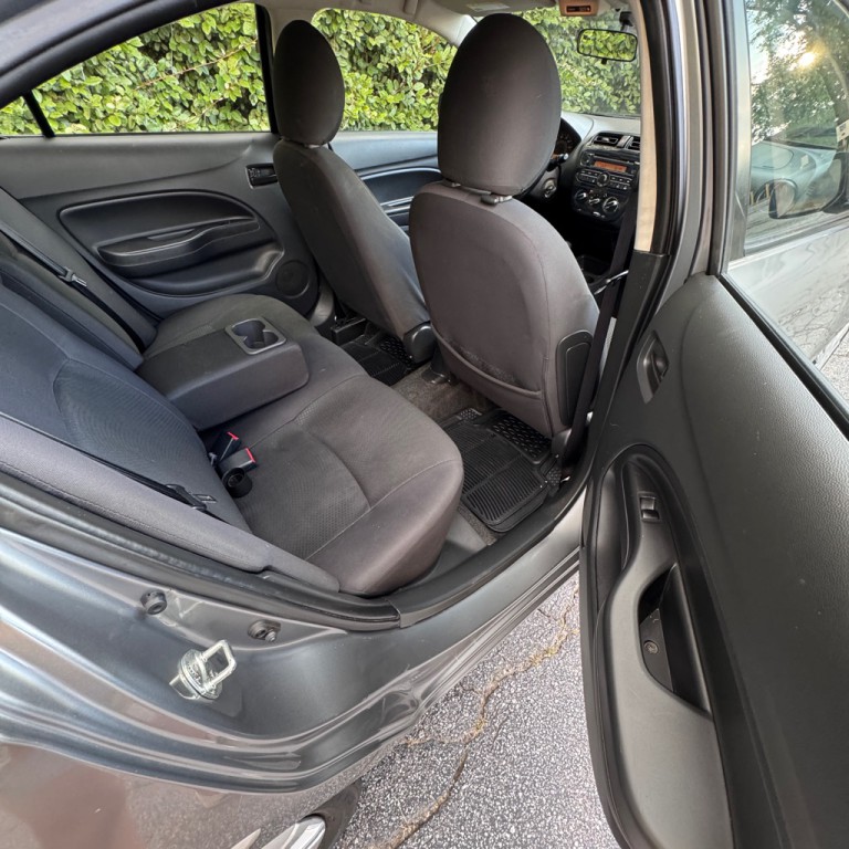 2017 Mitsubishi Mirage Image 12