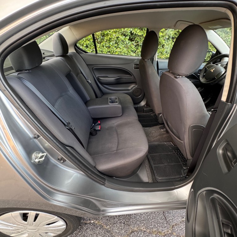 2017 Mitsubishi Mirage Image 13