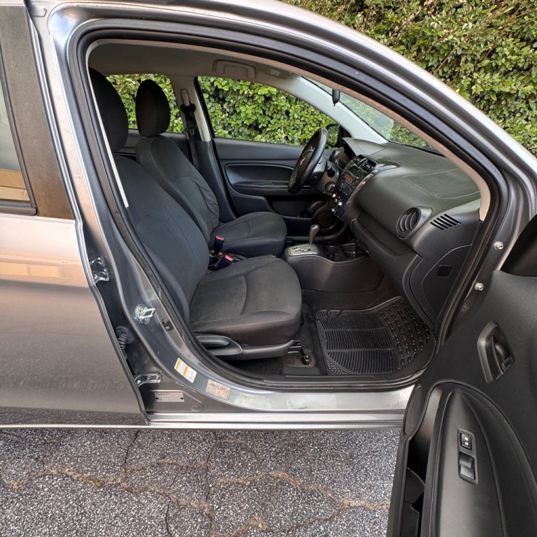 2017 Mitsubishi Mirage Image 15