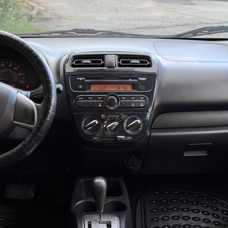 2017 Mitsubishi Mirage Image 18