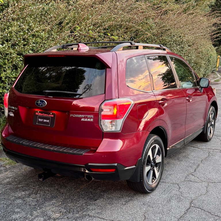 2017 Subaru Forester Image 3