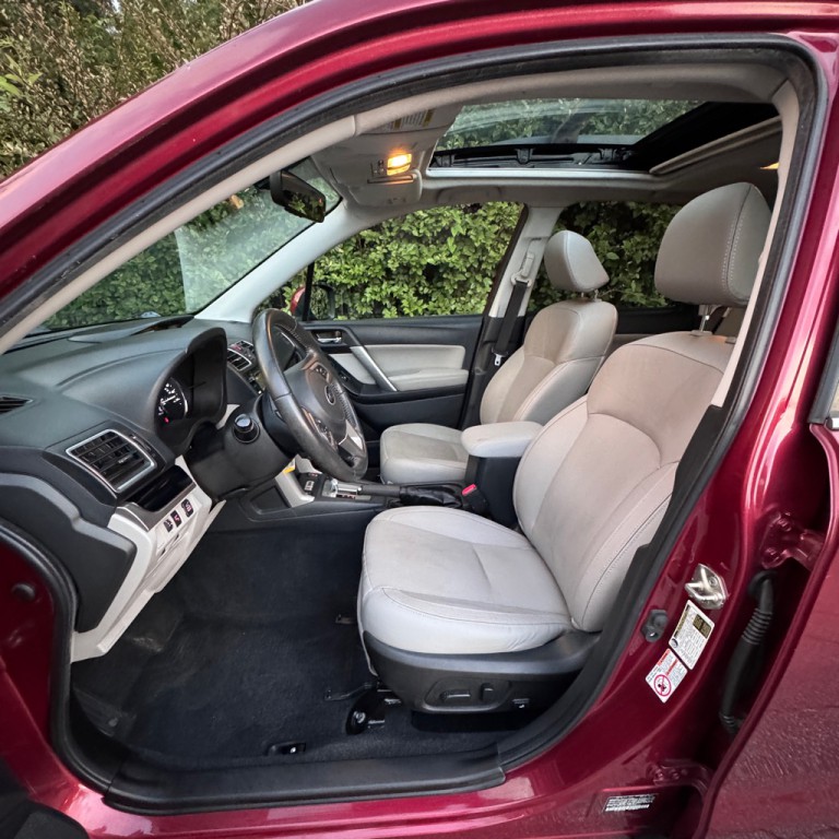 2017 Subaru Forester Image 9