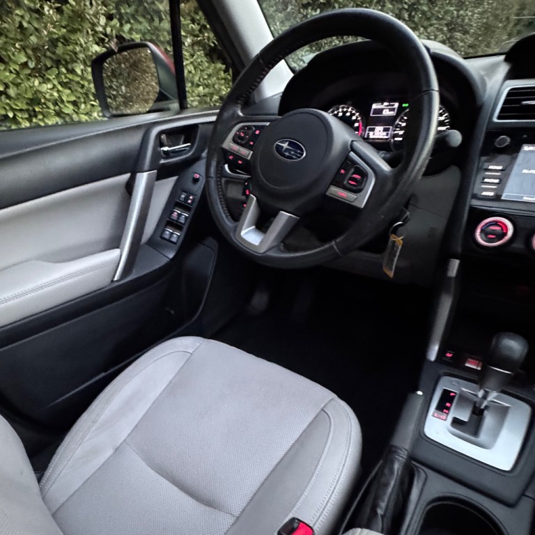 2017 Subaru Forester Image 27