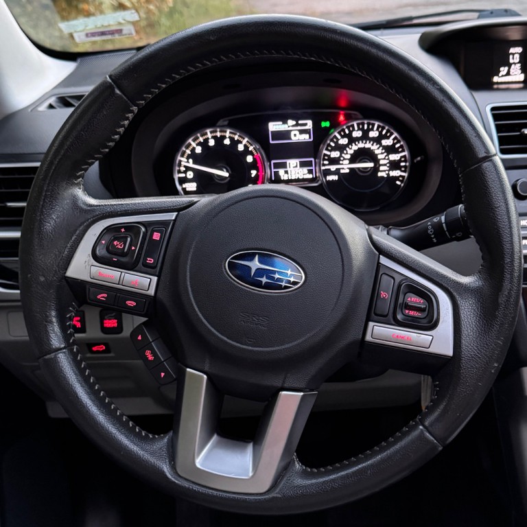 2017 Subaru Forester Image 29
