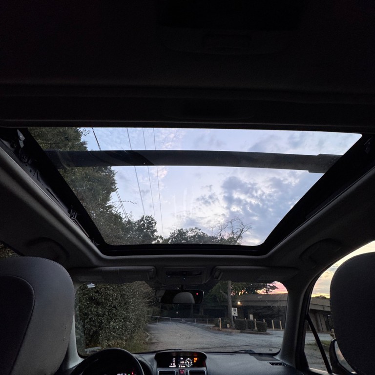 2017 Subaru Forester Image 33