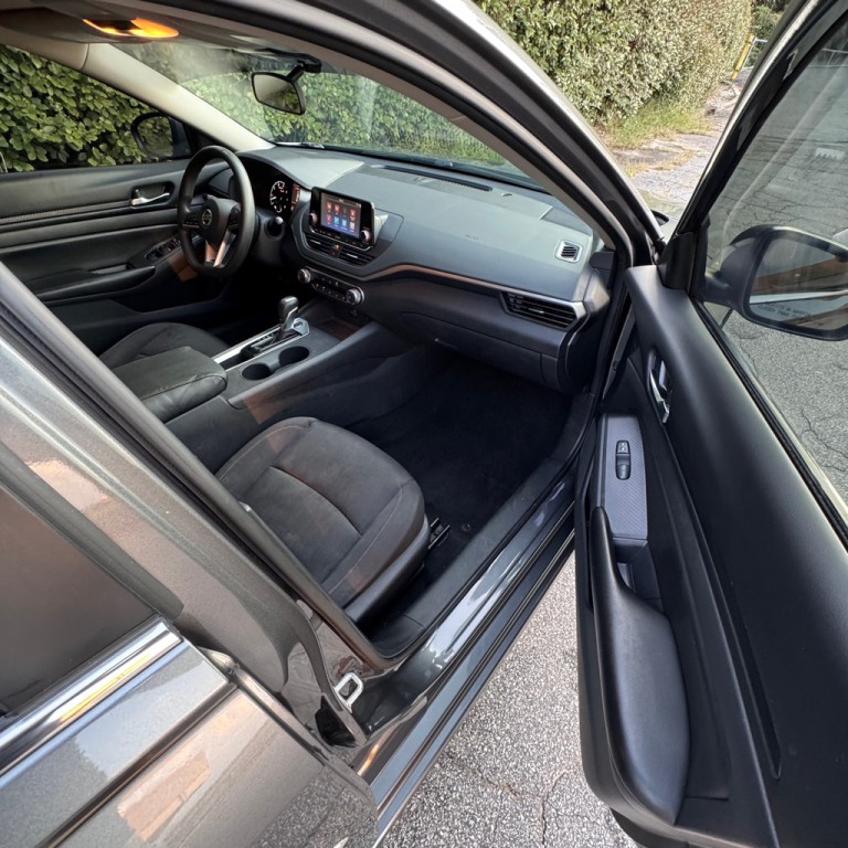 2022 Nissan Altima Image 15