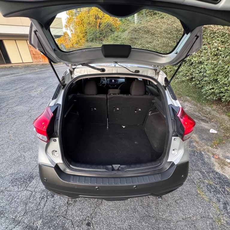 2020 Nissan Kicks Image 12