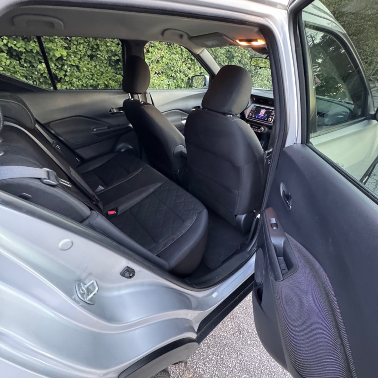 2020 Nissan Kicks Image 14