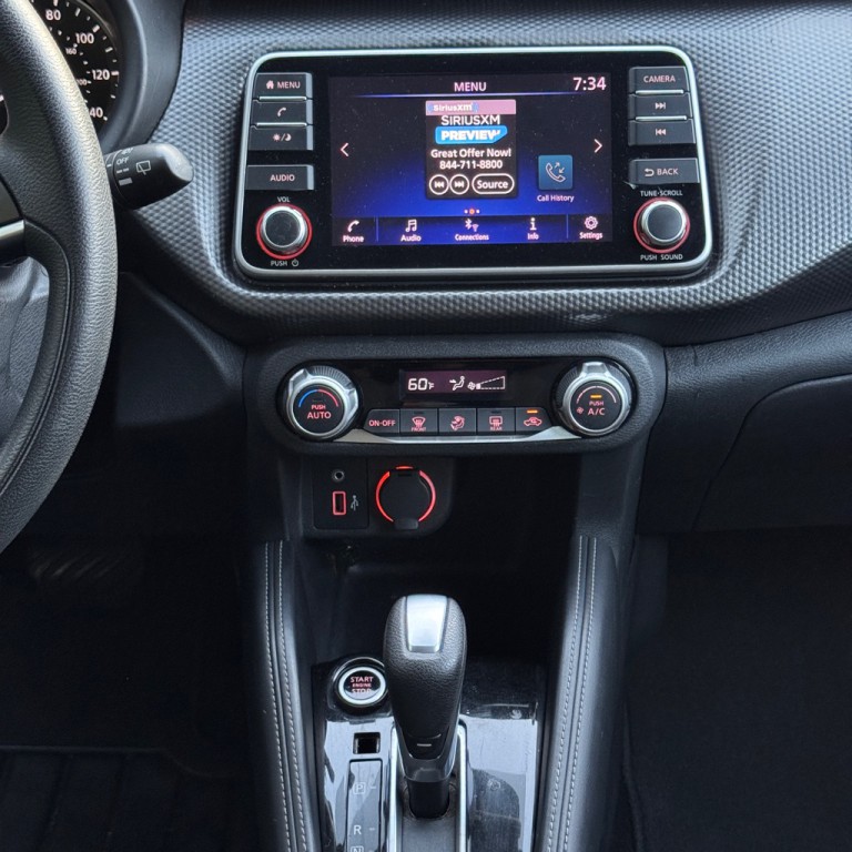 2020 Nissan Kicks Image 21