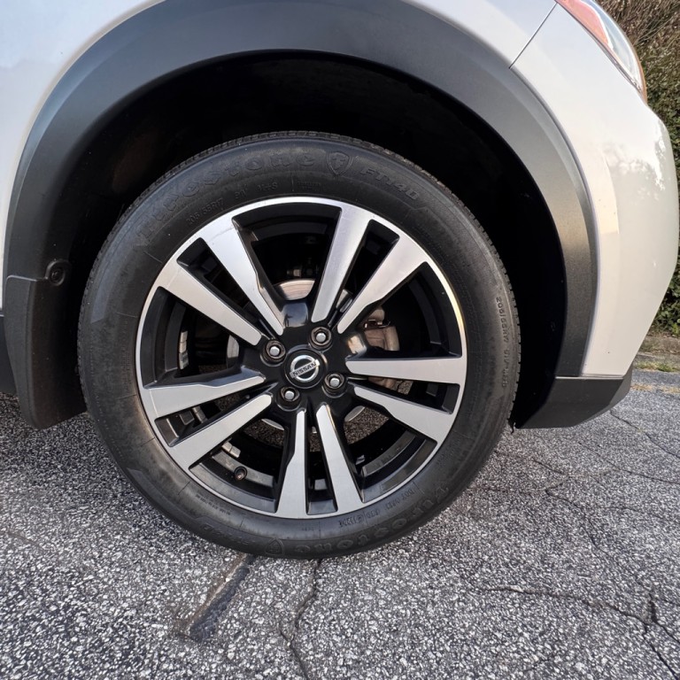 2020 Nissan Kicks Image 38