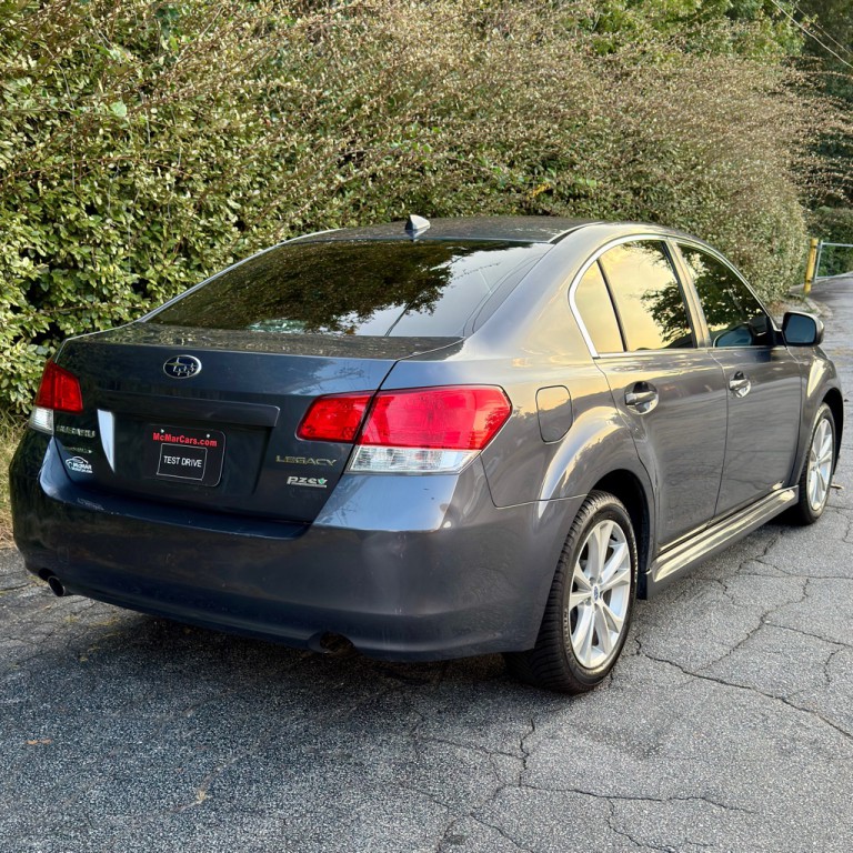 2014 Subaru Legacy Image 3