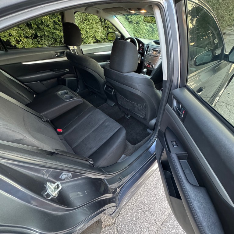 2014 Subaru Legacy Image 14