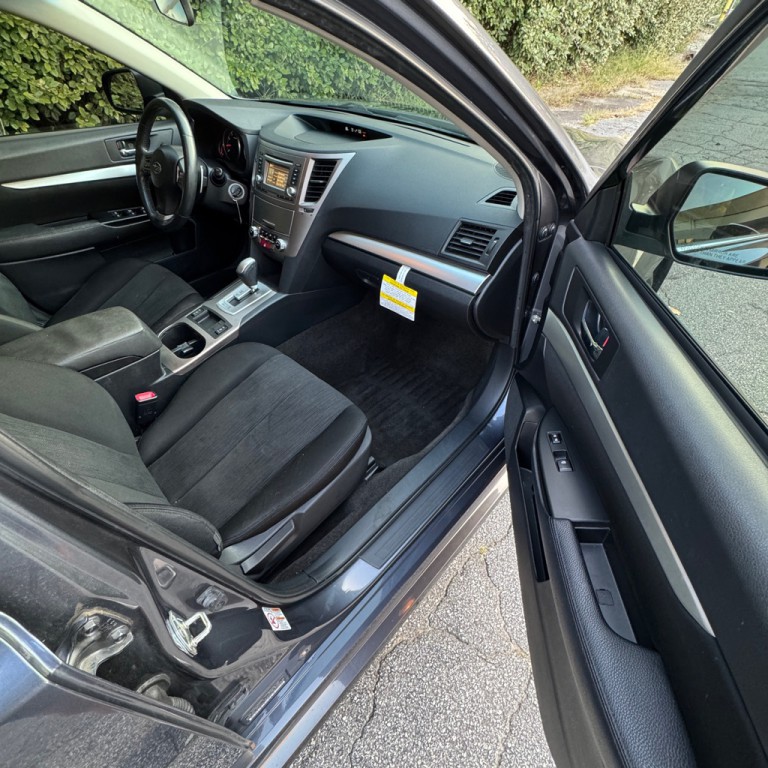 2014 Subaru Legacy Image 16