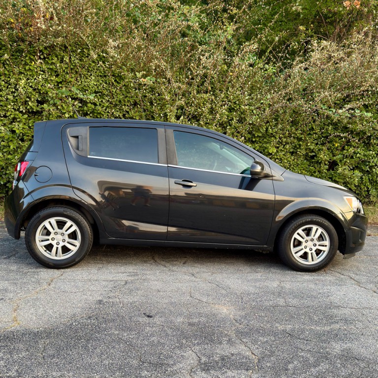 2014 Chevrolet Sonic Image 4