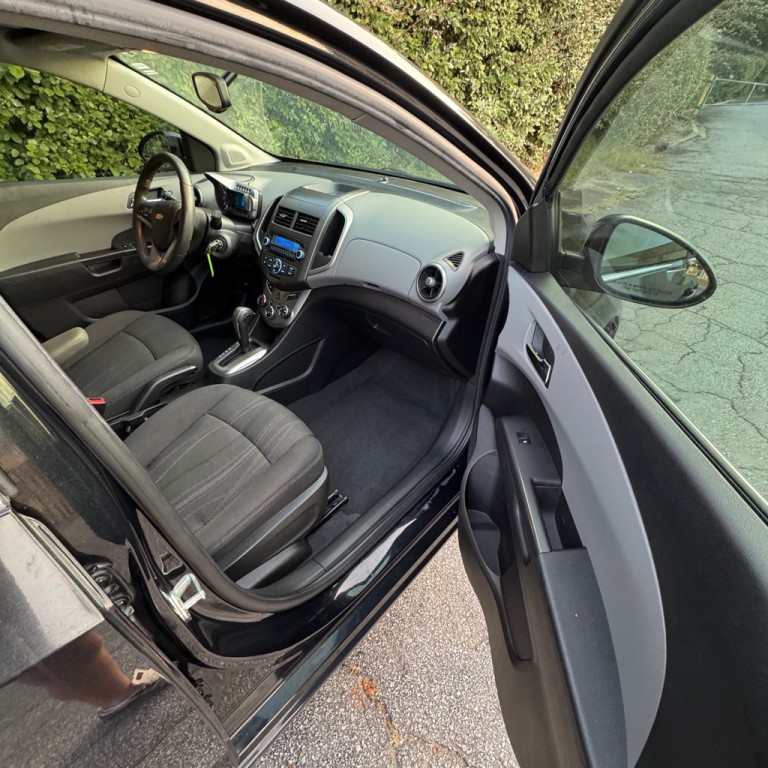 2014 Chevrolet Sonic Image 15