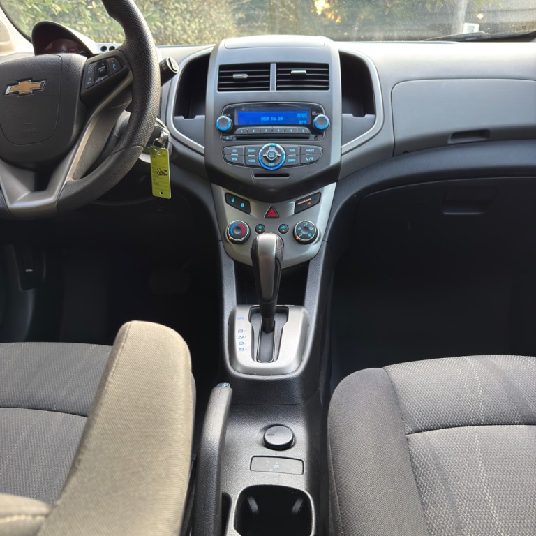 2014 Chevrolet Sonic Image 18