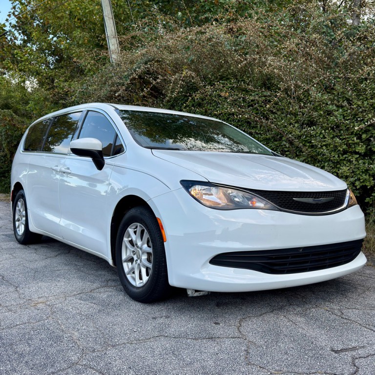 2017 Chrysler Pacifica Image 5