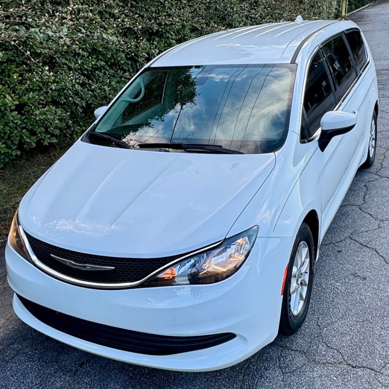 2017 Chrysler Pacifica Image 7