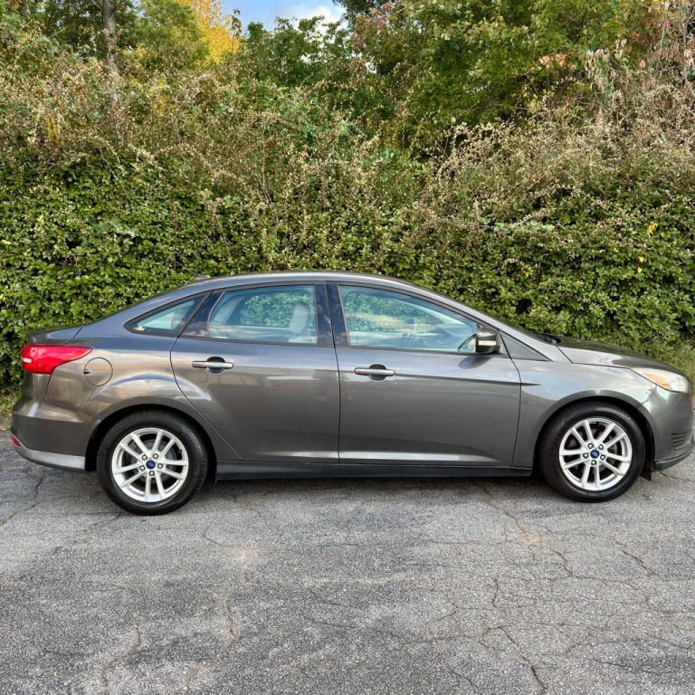 2015 Ford Focus Image 4