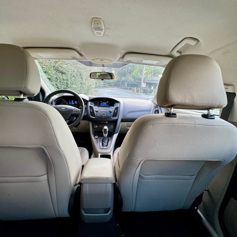 2015 Ford Focus Image 18