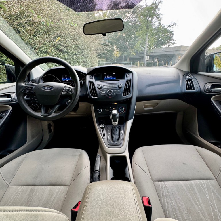 2015 Ford Focus Image 19