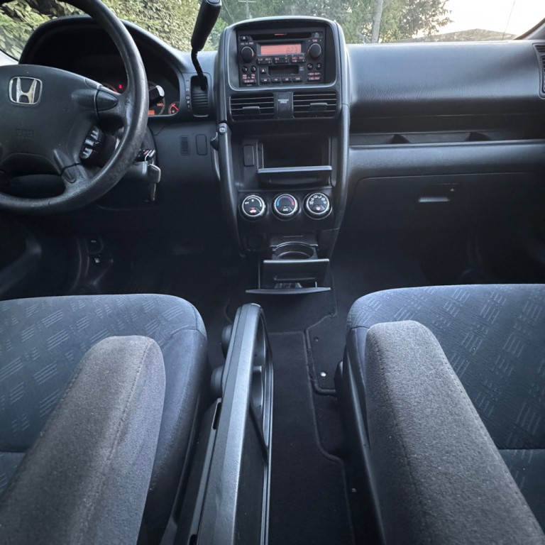 2005 Honda CR-V Image 28