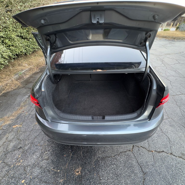 2019 Volkswagen Jetta Image 12