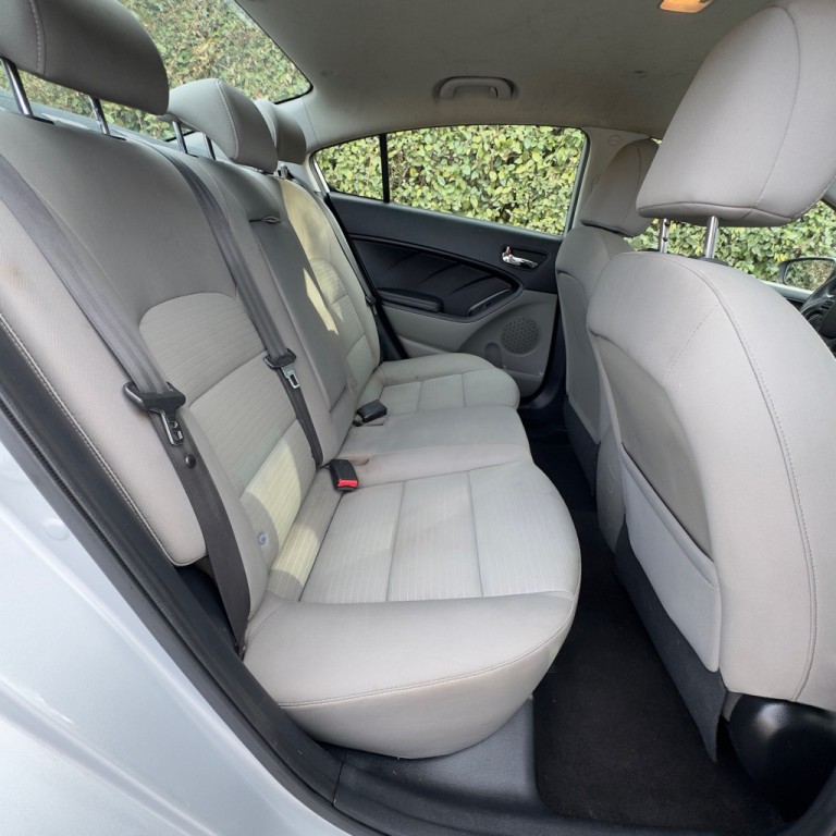 2016 Kia Forte Image 13