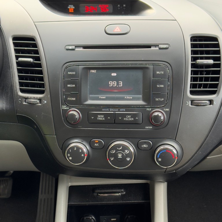 2016 Kia Forte Image 21