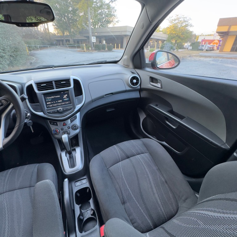 2017 Chevrolet Sonic Image 20