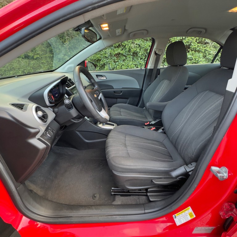 2017 Chevrolet Sonic Image 9