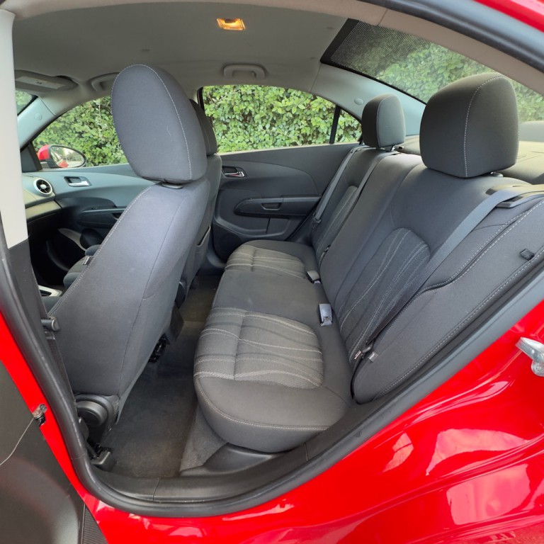 2017 Chevrolet Sonic Image 11