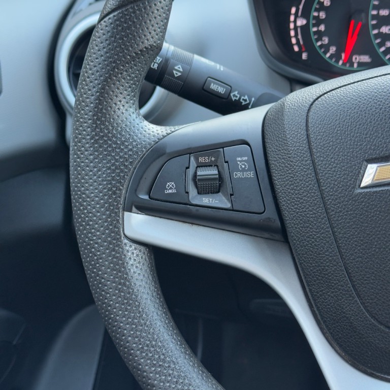 2017 Chevrolet Sonic Image 28