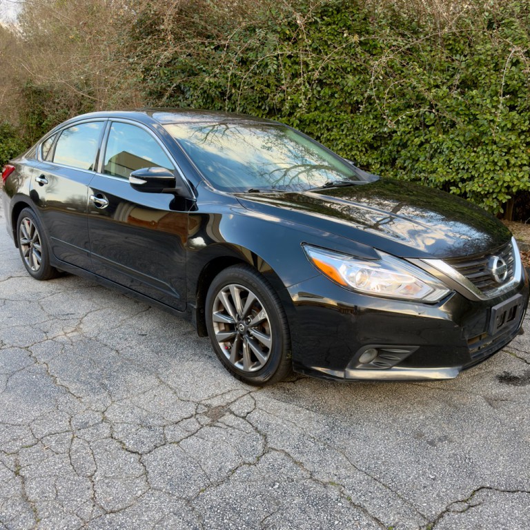 2016 Nissan Altima Image 10