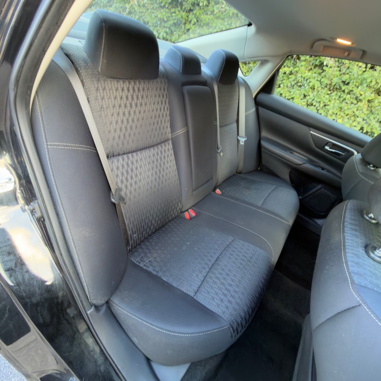 2016 Nissan Altima Image 29