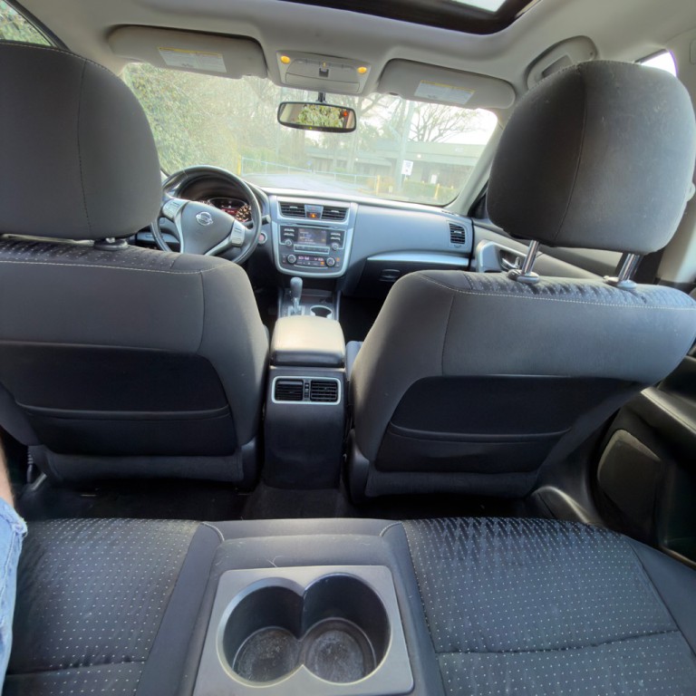 2016 Nissan Altima Image 35