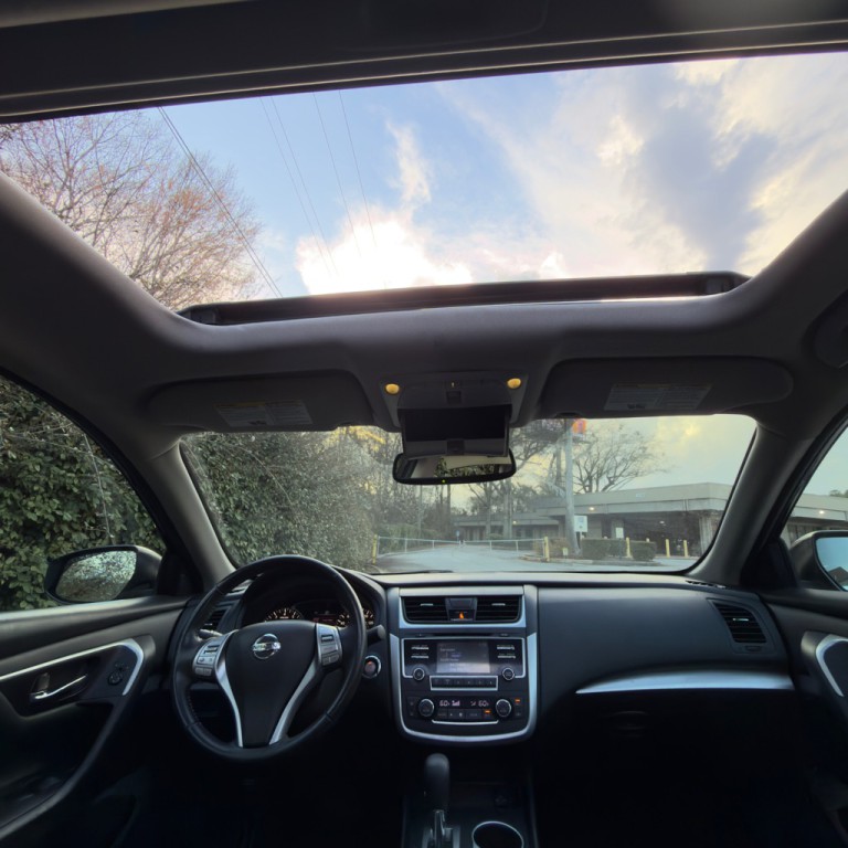 2016 Nissan Altima Image 45