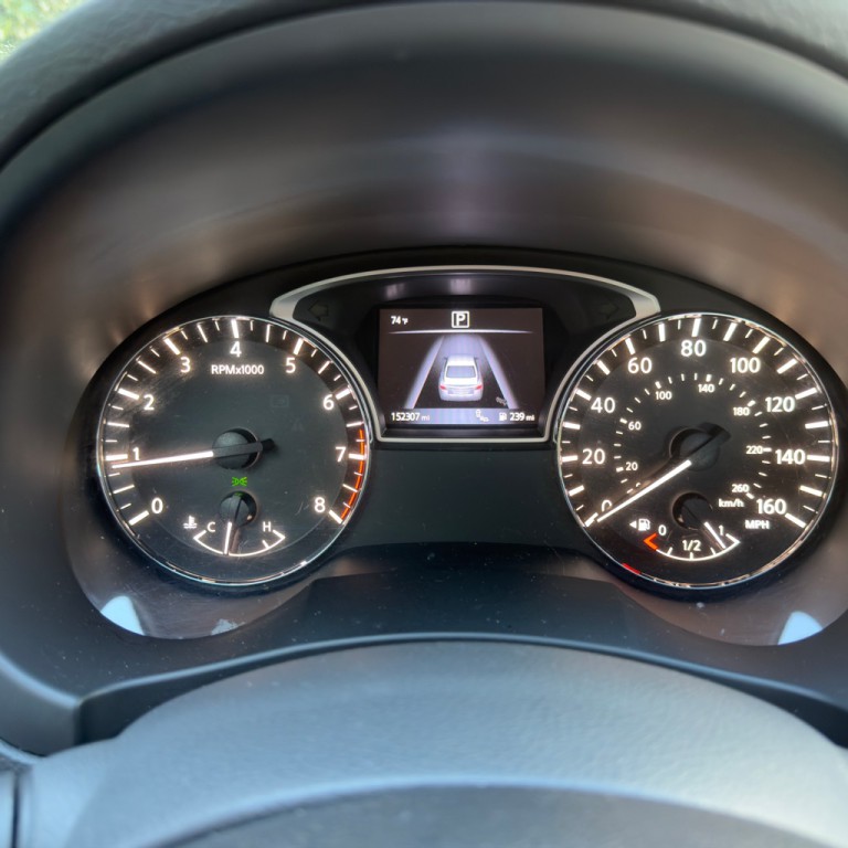 2016 Nissan Altima Image 46