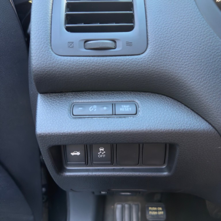 2016 Nissan Altima Image 48