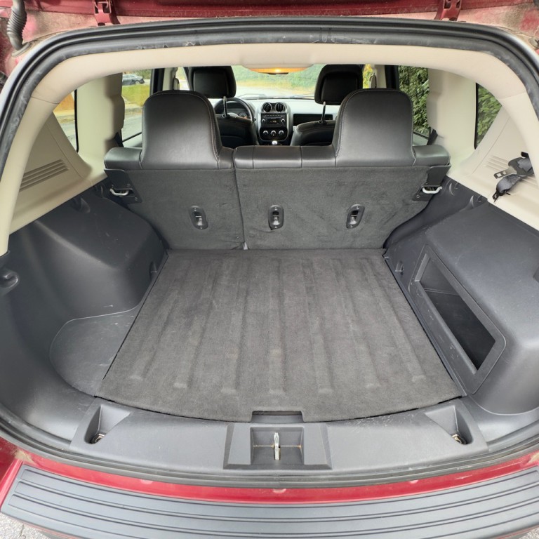 2015 Jeep Compass Image 12