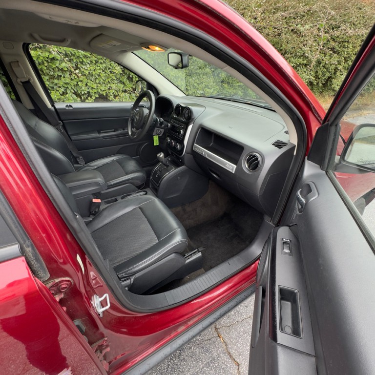 2015 Jeep Compass Image 16