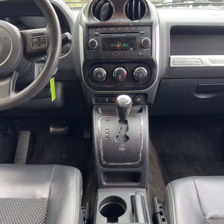 2015 Jeep Compass Image 20