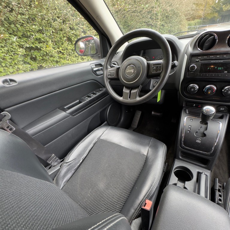 2015 Jeep Compass Image 23