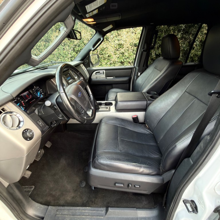 2017 Ford Expedition Image 9