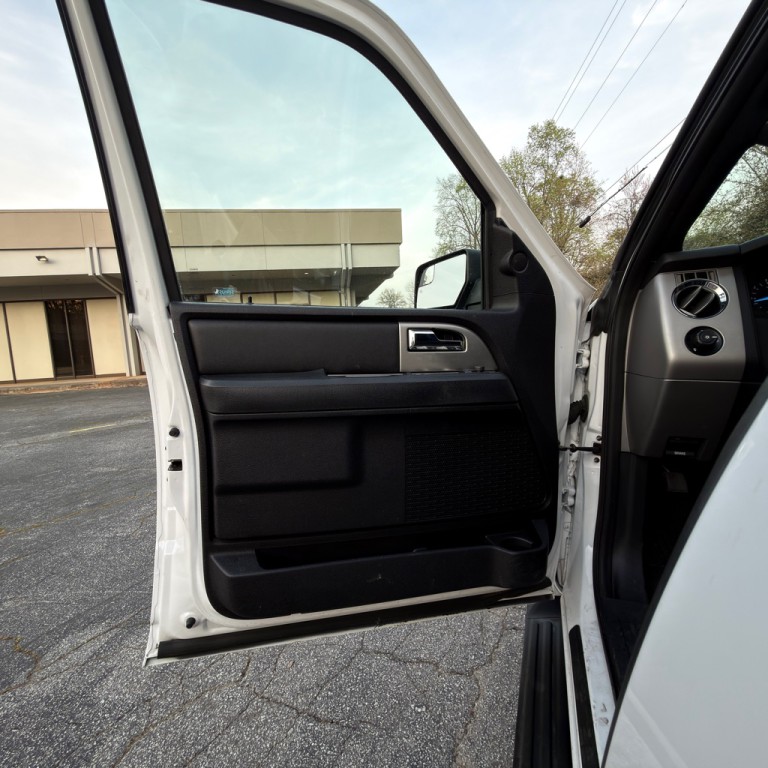 2017 Ford Expedition Image 10