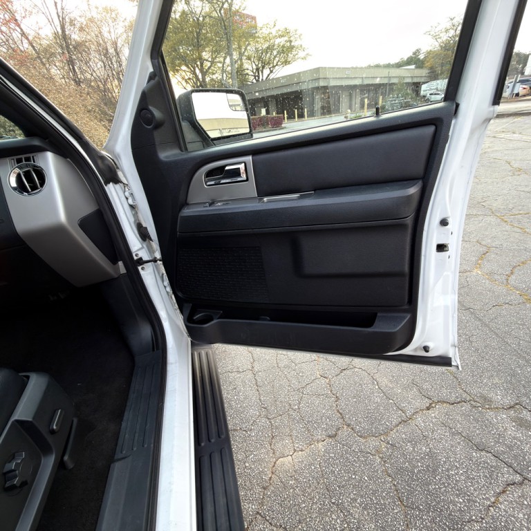 2017 Ford Expedition Image 24