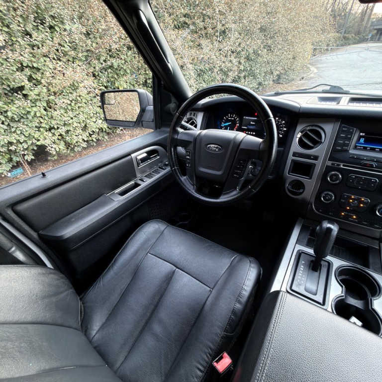2017 Ford Expedition Image 32