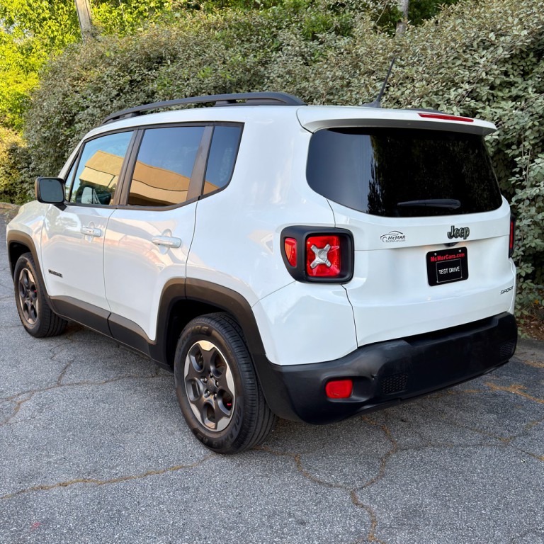 2017 Jeep Renegade Image 2