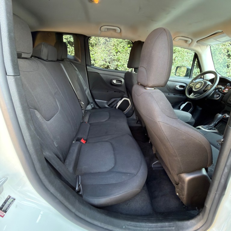2017 Jeep Renegade Image 16